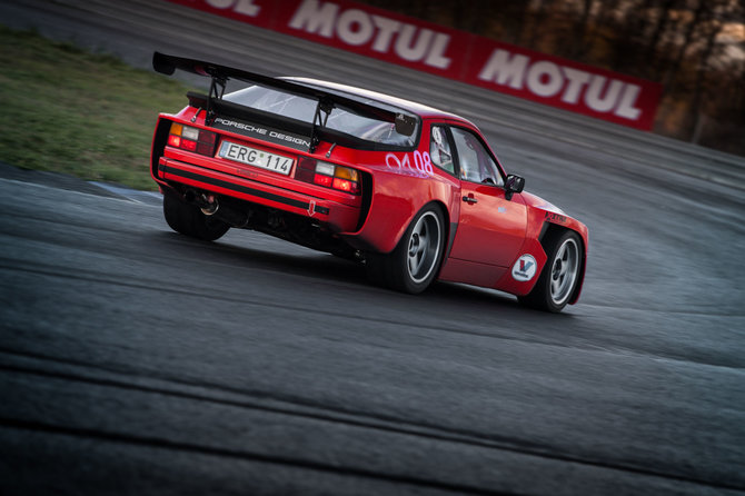 Algirdo Venskaus nuotr./Audrius Niekis, „Porsche 944 Turbo“