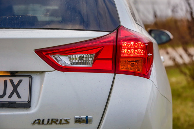 „Toyota Auris“ universalas