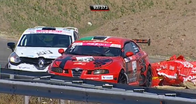 Kadras iš Delfi.lt/„Renault Clio RS“ ir „Alfa Romeo GT“ avarija