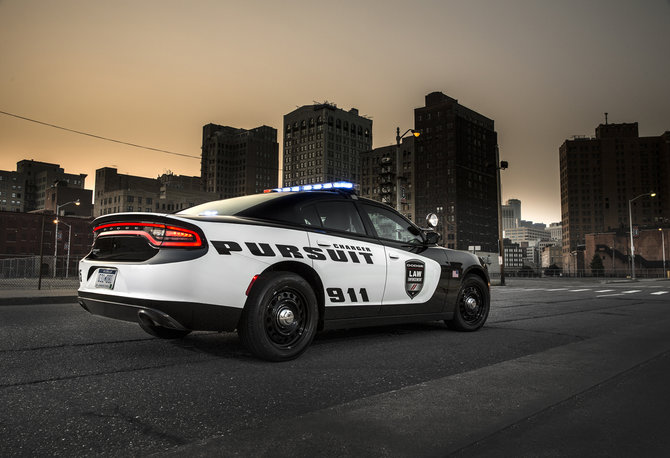 „Dodge“ nuotr./JAV policijos „Dodge Charger Pursuit“