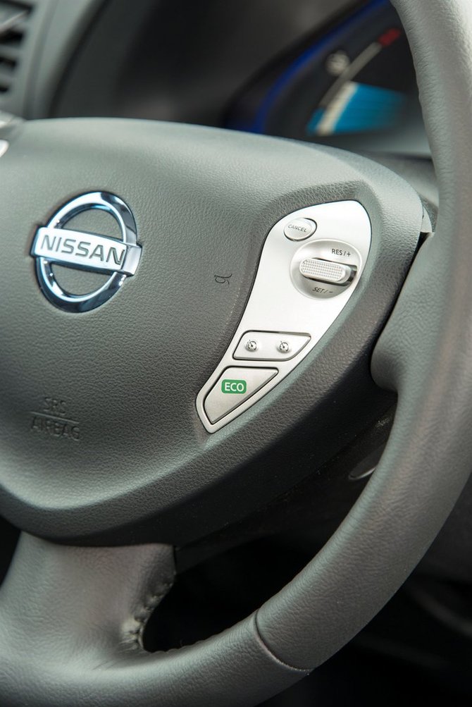 „Eco“ mygtukas ant vairo leidžia maždaug 10 proc. padidinti įveikiamą atstumą