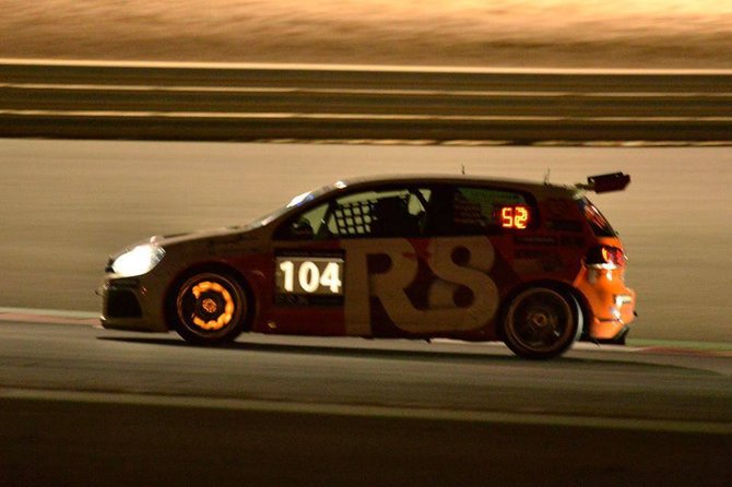 Komandos nuotr./„R8 Motorsport“ komanda Dubajaus 24 val. lenktynėse