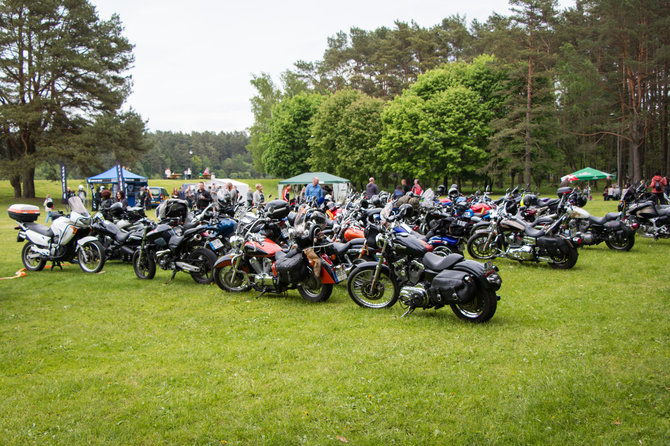 „Motociklininkės Lietuva“ bendruomenės narių susibūrimas Birštone