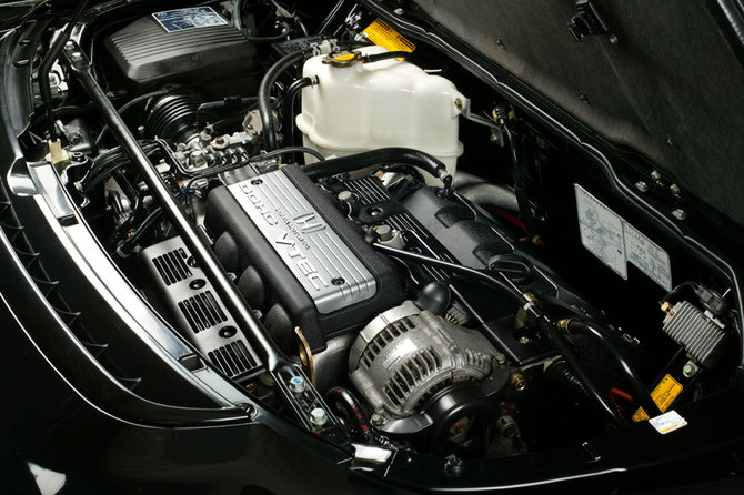 Wikipedia.org nuotr./„Honda NSX“ variklio skyrius