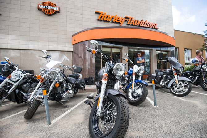 „Harley-Davidson“ salono dviejų metų gimtadienis
