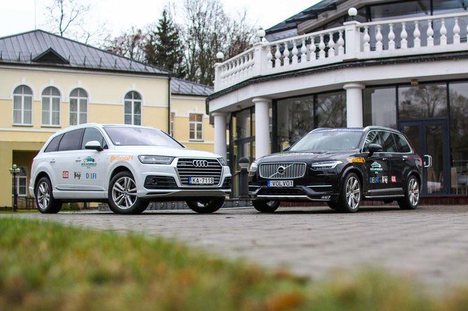 „Audi Q7“ ir „Volvo XC90“