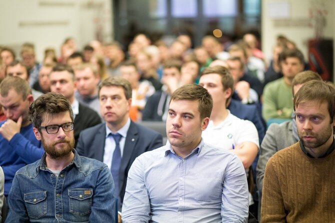 Andriaus Lauciaus nuotr./Egono Kauro paskaita apie šturmanavimą ralyje