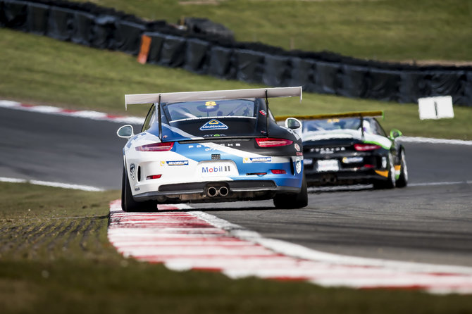 2016 m. „Porsche Carrera Cup GB“ lenktynės „Brands Hatch“ trasoje