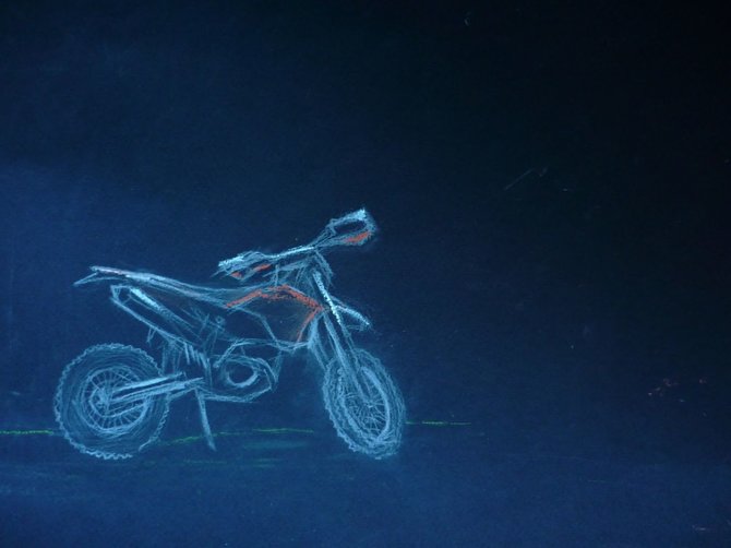 Aldonos Juozaitytės piešinys: KTM motociklas