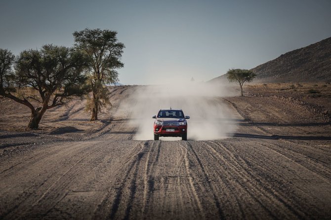 „Toyota“ nuotr./Aštuntos kartos „Toyota Hilux“ bandymai Namibijoje