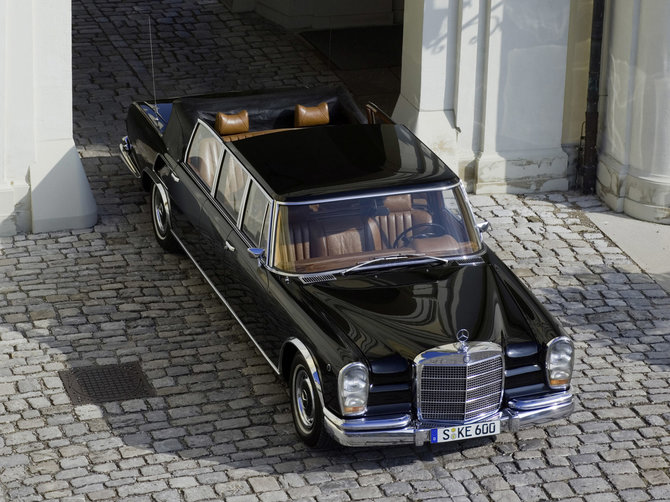 „Mercedes-Benz S600 Pullman“