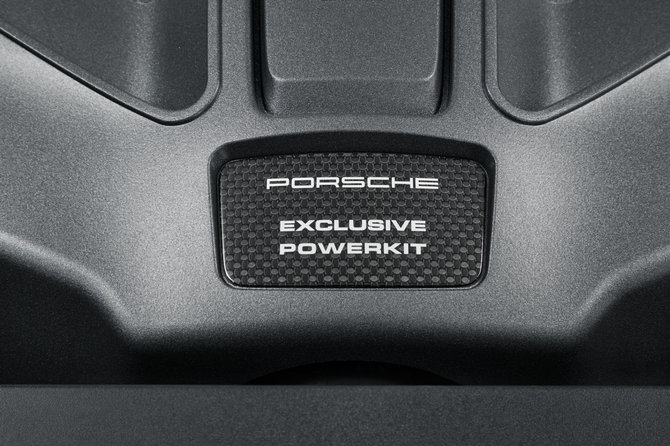 „Porsche“ nuotr./„Porsche Macan Turbo“ su „Performance Package“ 