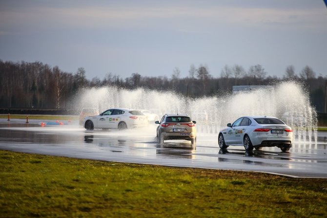 Egidijaus Babelio nuotr./„Metų automobilio 2017“ bandymai Šiauliuose