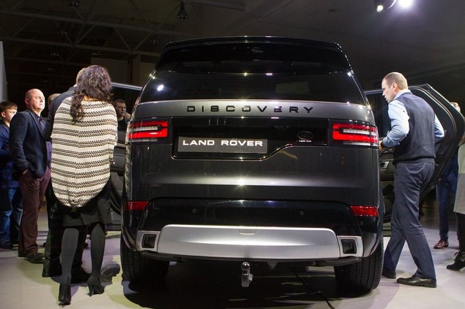 „Inchcape Motors“ nuotr./„Land Rover Discovery“ pristatymas „Inchcape Motors“ salone