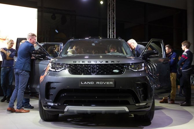 „Inchcape Motors“ nuotr./„Land Rover Discovery“ pristatymas „Inchcape Motors“ salone