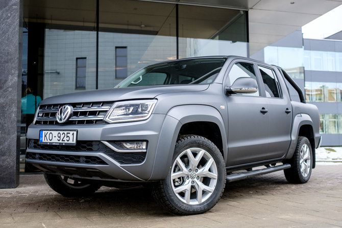 „VW Amarok“