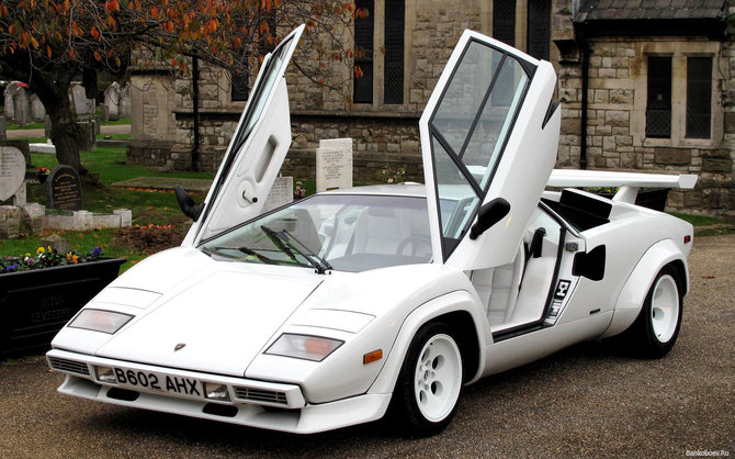 „Lamborghini Countach“