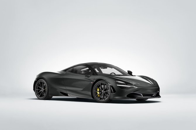 „McLaren 720S“