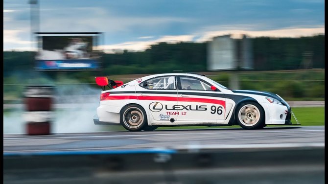 Lexus IS-F testai prieš lenktynes