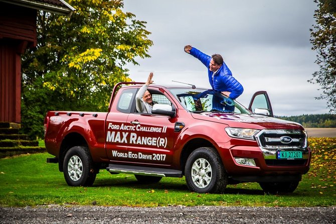 Knutas Wilthilas ir Henrikas Borchgrevnikas su „Ford Ranger“