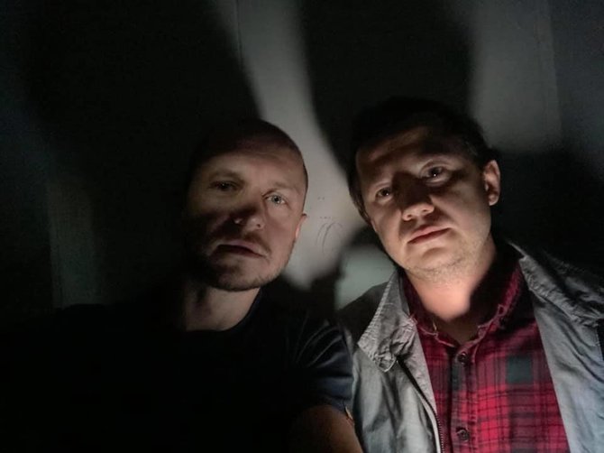 Aleksandro ir Viktoro Kuvšinovų asmenukė sulaikytųjų autobuse