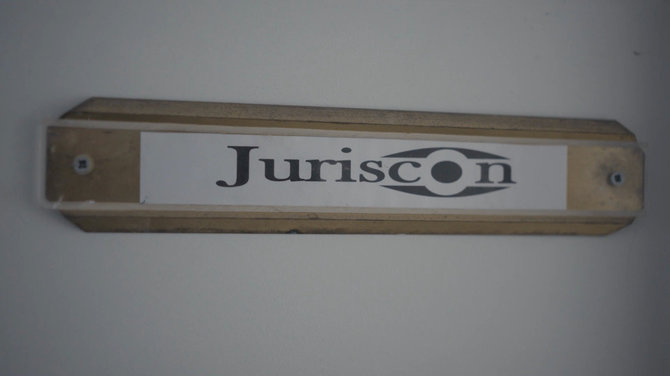 „Juriscon“ iškaba