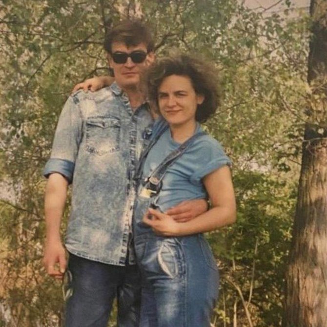 Šeimos albumo/Amnesty International nuotr./Vorzelio kaime rusų karių nužudyti Valerijus ir Natalija Tkačiovai