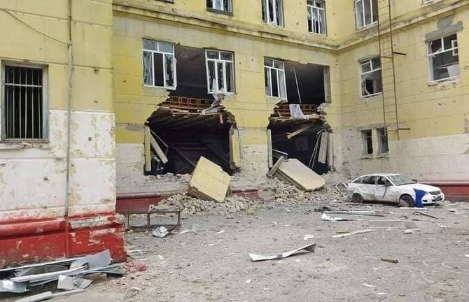 Nuotr. iš Serhijaus Haidajaus „Facebook“ profilio/Rusų atakuojamas Sjevjerodonecko miestas