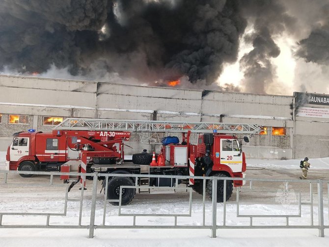 Rusijos nepaprastųjų situacijų ministerijos nuotr./Gaisras Krasnojarske