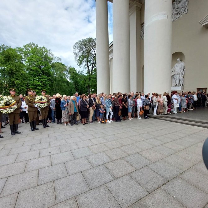 Margaritos Vorobjovaitės/15min nuotr./Almos Adamkienės laidotuvės