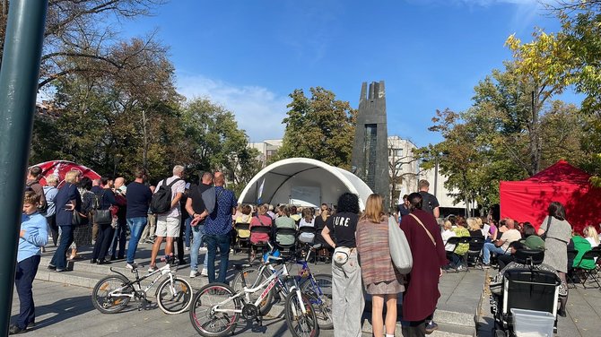 Robertos Salynės/15min nuotr./Mokytojų protesto akcija Vilniuje