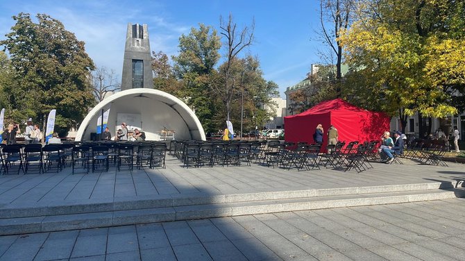 Robertos Salynės/15min. nuotr./Mokytojų protesto akcija Vilniuje