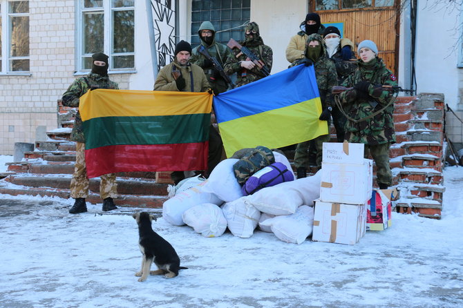 Jono Ohmano nuotr./Lietuvių savanoriai atvežė paramą Ukrainos kariams