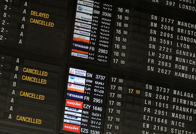 „Reuters“/„Scanpix“ nuotr./Dėl oro uosto darbuotojų streiko Briuselyje įstrigo dešimtys tūkstančių keleivių