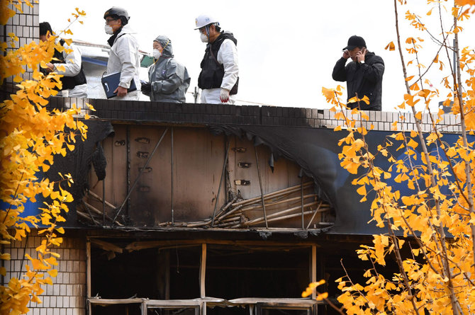 AFP/„Scanpix“ nuotr./Seule per gaisrą bendrabutyje žuvo septyni žmonės