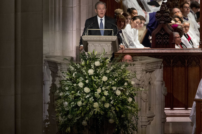 AFP/„Scanpix“ nuotr./JAV eksprezidento George'o H.W.Busho laidotuvių pamaldos