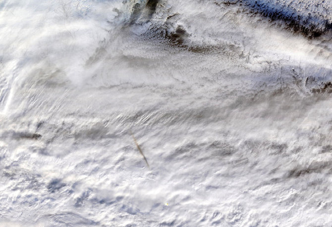 AFP/„Scanpix“ nuotr./NASA paskelbė virš Beringo jūros praskriejusio bolido nuotraukų
