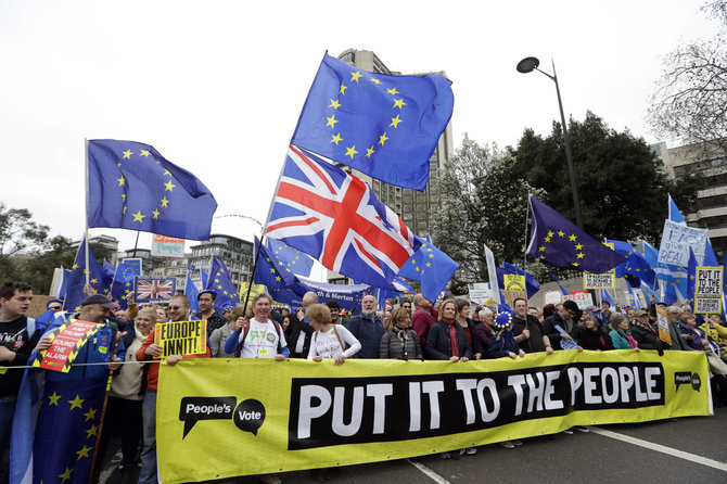 „Reuters“/„Scanpix“ nuotr./Londone – masinė demonstracija prieš „Brexit“