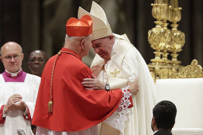 AFP/„Scanpix“ nuotr./Popiežius Sigitą Tamkevičių paskyrė kardinolu