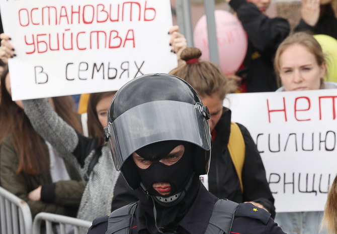 „Scanpix“ nuotr./Protestai dėl Khachaturian seserų bylos