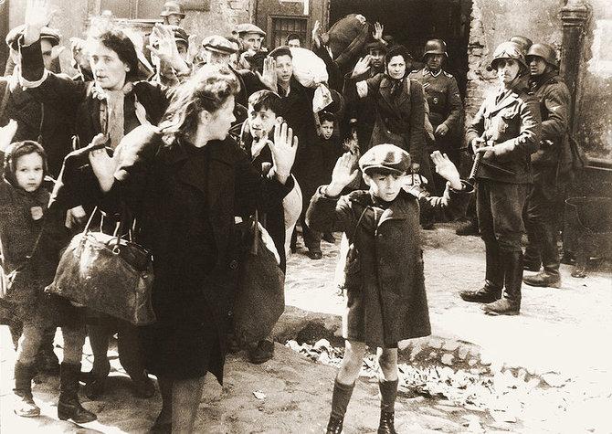 Wikimedia Commons nuotr./Varšuvos geto sukilimas