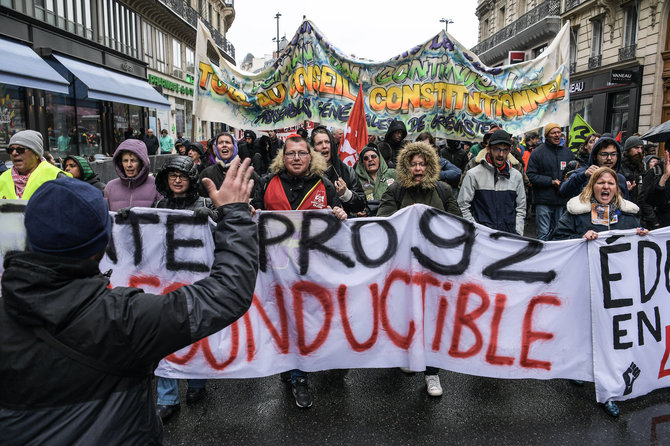 „Scanpix“/„SIPA“ nuotr./Protestai Prancūzijoje