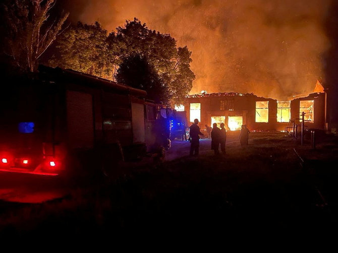 „Reuters“/„Scanpix“ nuotr./Rusija smogė Kraujo perpylimo centrui Ukrainoje