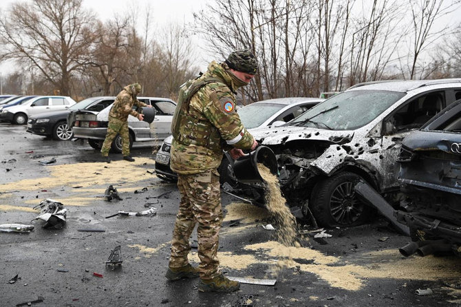 „Reuters“/„Scanpix“ nuotr./Atakų Belgorode padariniai