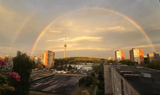 15min skaitytojo nuotr./Vaivorykštė virš Vilniaus