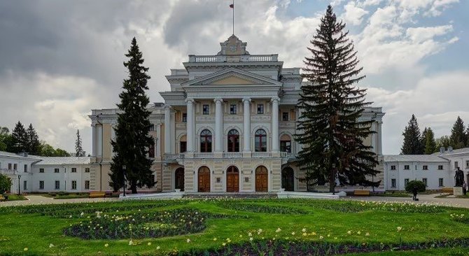 wikimedia.org nuotr./Marjino dvaras Rusijos Kursko srityje