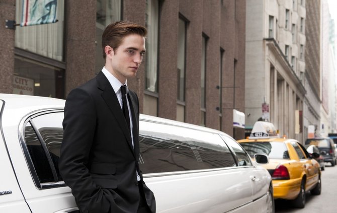 Kadras iš filmo/„Kosmopolis“ („Cosmopolis“, 2012, IMDb – 5)