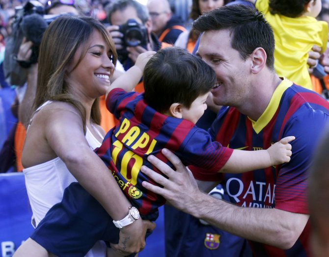 „Reuters“/„Scanpix“ nuotr./Lionelis Messi ir Antonella Roccuzzo