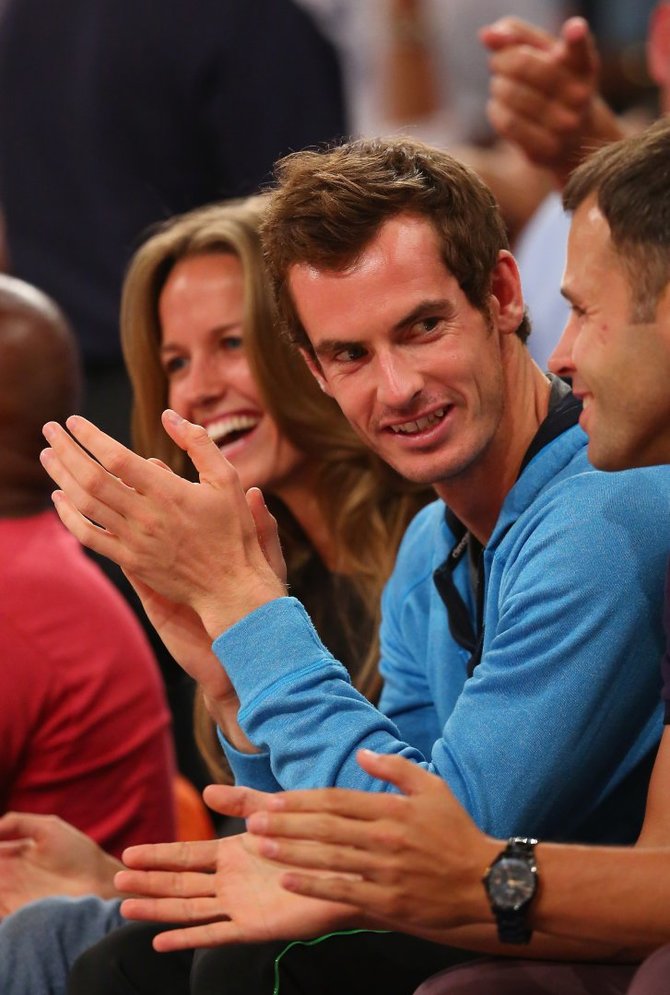AFP/„Scanpix“ nuotr./Andy Murray stebi krepšinio mačą