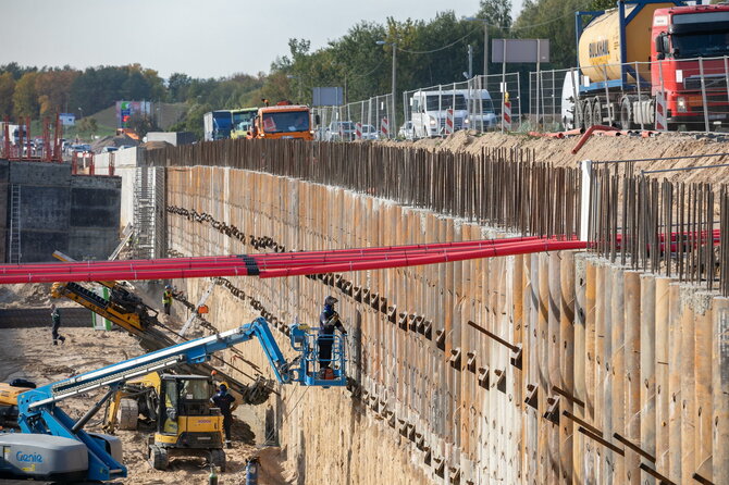 Sauliaus Žiūros nuotr./Darbai Liepkalnio, Žirnių g. ir Minkslo pl. sankryžoje rugsėjį